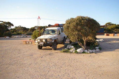 Eucla Caravan Park - E Caravan Parks 0
