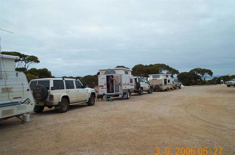 Eucla Caravan Park - E Caravan Parks 1