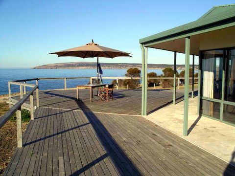 Fairfield House - E Caravan Parks 0