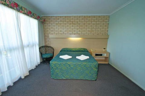 Fitzroy Motor Inn - E Caravan Parks 1