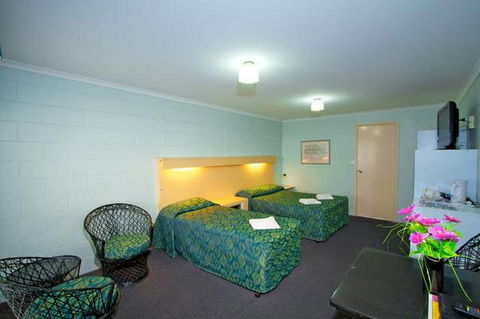 Fitzroy Motor Inn - E Caravan Parks 2
