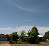 Forest Lodge Motor Inn  Restaurant - E Caravan Parks