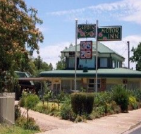 Garden Court Motor Inn - E Caravan Parks