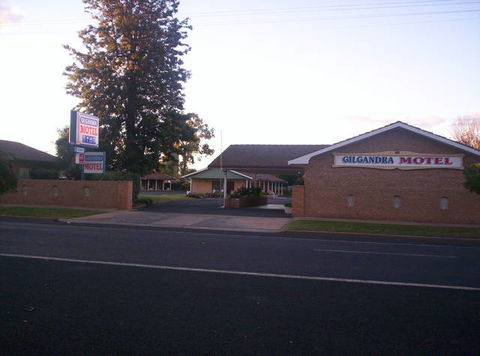 Gilgandra Motel - E Caravan Parks 1