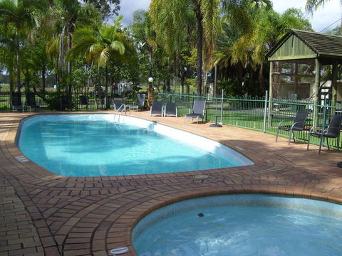 Glenwood Tourist Park And Motel - E Caravan Parks 3