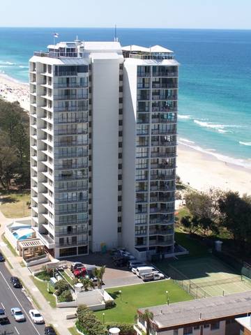 Golden Sands On Main Beach - E Caravan Parks 1