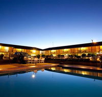 Golden West Motor Inn - E Caravan Parks