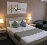 Golf Links Motel - E Caravan Parks
