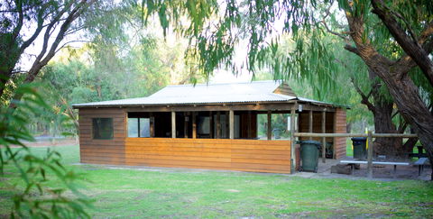 Gracetown Caravan Park - E Caravan Parks 1