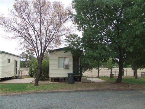 Grenfell Caravan Park - E Caravan Parks 0