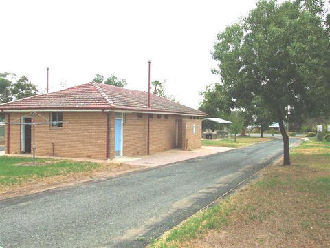 Grenfell Caravan Park - E Caravan Parks 3