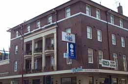 Hotel Gosford - E Caravan Parks 0