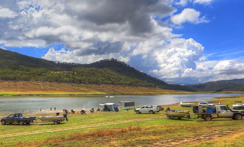 Inland Waters Holiday Park Mookerawa Waters - E Caravan Parks 2