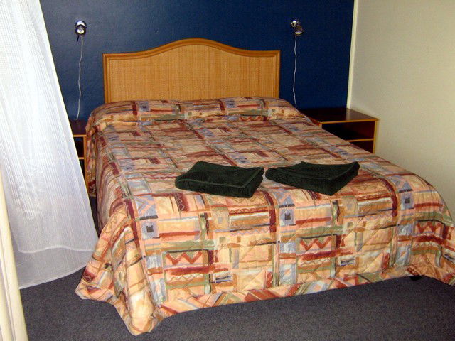 Broadbeach Waters QLD E Caravan Parks