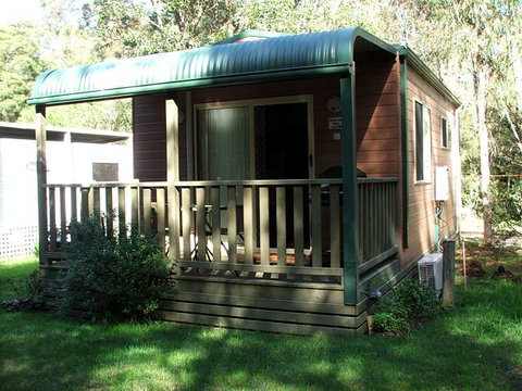 Jervis Bay Cabins & Hidden Creek Campsite - E Caravan Parks 1