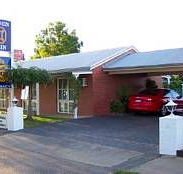 Jolly Swagman Motor Inn - E Caravan Parks