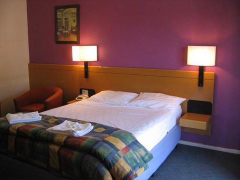 Kalgoorlie Overland Motel - E Caravan Parks 0