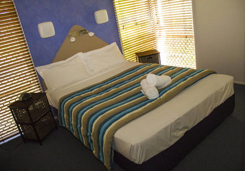 Kelly's Beach Resort - E Caravan Parks 1