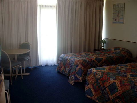 Kempsey Motor Inn - E Caravan Parks 1