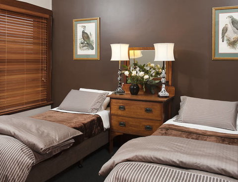 Kermandie Hotel & Marina - E Caravan Parks 6