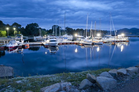 Kermandie Hotel & Marina - E Caravan Parks 7