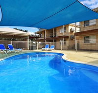 Lakeside Holiday Apartments - E Caravan Parks