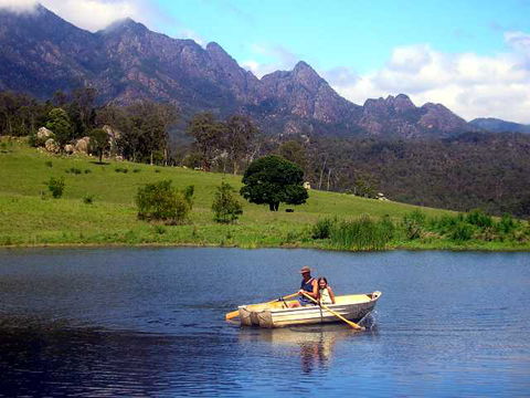 Lillydale Farmstay - E Caravan Parks 0