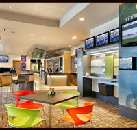 Lynbrook Hotel - E Caravan Parks