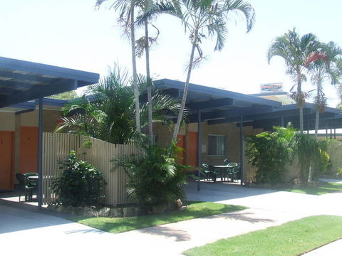 Mango Tree Motel - E Caravan Parks 0