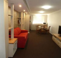 McNevins Tamworth Motel - E Caravan Parks