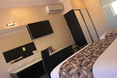 Mercure Goulburn - E Caravan Parks 0