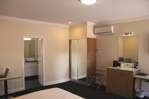Mercure Goulburn - E Caravan Parks 5