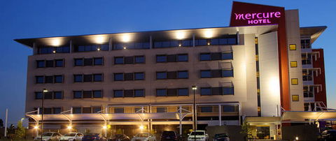 Mercure Sydney Liverpool - E Caravan Parks 1