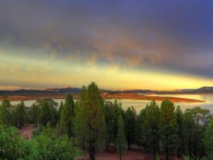 Inland Waters Holiday Parks Lake Burrendong - E Caravan Parks 5