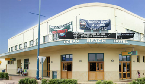 Ocean Beach Hotel - E Caravan Parks 5