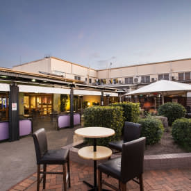 Ocean Beach Hotel - E Caravan Parks 18