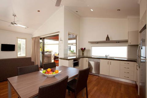 NRMA Treasure Island Holiday Park - E Caravan Parks 2