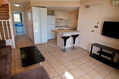Portobello Resort Apartments - E Caravan Parks 1