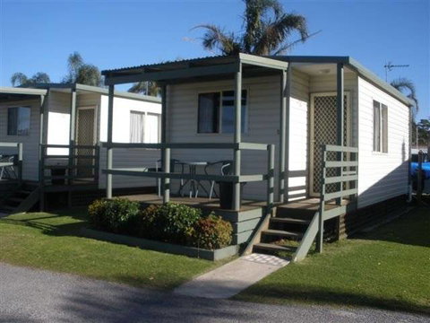 Riverside Caravan Park - E Caravan Parks 1