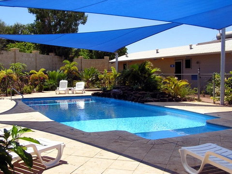 Samson Beach Chalets - E Caravan Parks 0