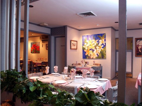 Sarina Beach Motel - E Caravan Parks 2