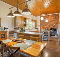 Stony Creek Farm BB - E Caravan Parks