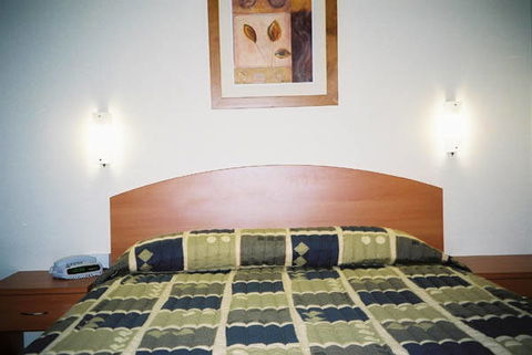 Sundowner Gardenia Motel Inn - E Caravan Parks 1