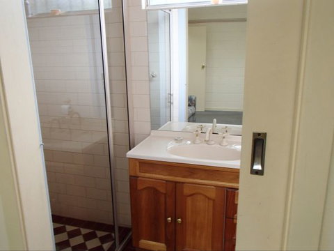 Silver Hill Townhouse - E Caravan Parks 29