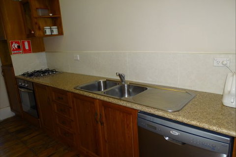 Silver Hill Townhouse - E Caravan Parks 5