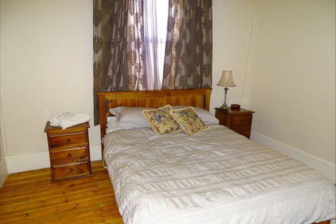 Silver Hill Townhouse - E Caravan Parks 7