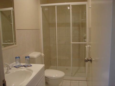 Apollo Bay Bed And Breakfast - E Caravan Parks 10