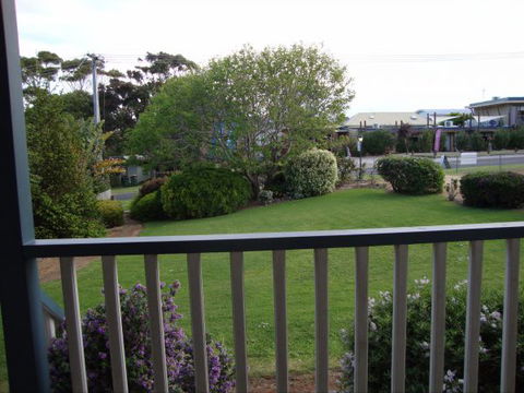 Apollo Bay Bed And Breakfast - E Caravan Parks 14