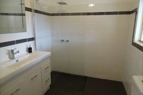 Silver Hill Townhouse - E Caravan Parks 16