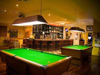 The Bull And Bush Tavern - E Caravan Parks 0